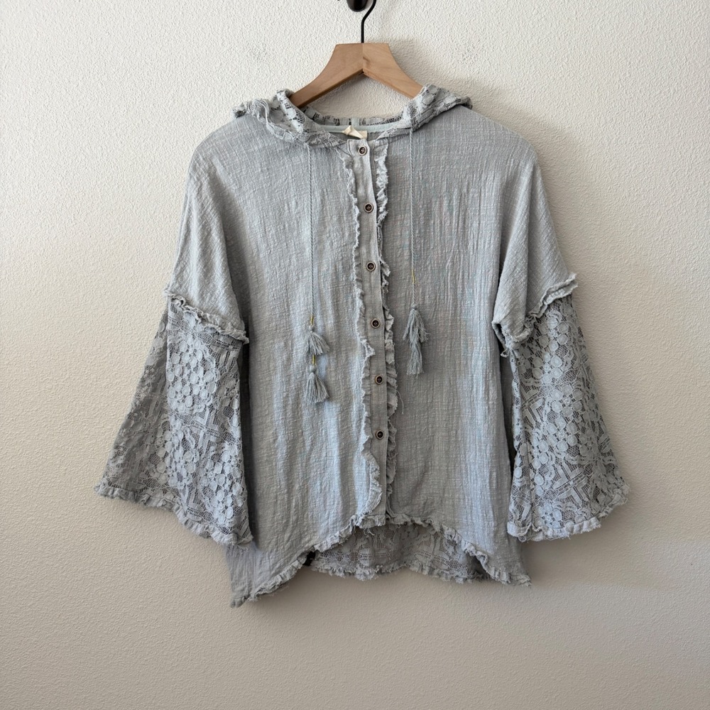 HYKU Womens Crochet Lace Ruffle Flare Sleeve Top Size S Boho Layering Coastal